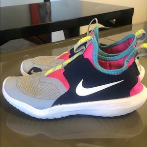 little girls nike shoes